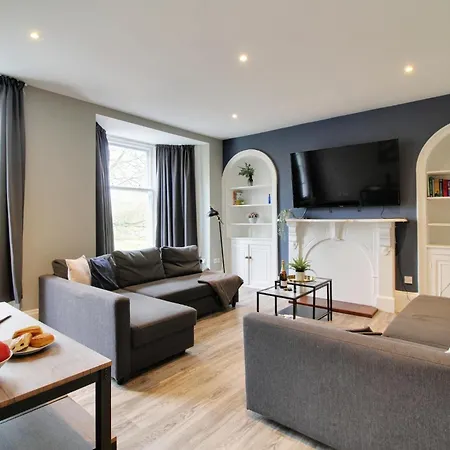 2br Weekly Stay, Parking, Sleeps 6, Ideal For Work Trips, Flat 1 Harrogate