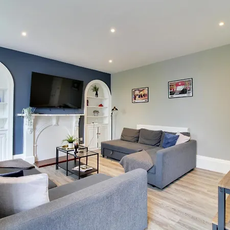 2br Weekly Stay, Parking, Sleeps 6, Ideal For Work Trips, Flat 1 * Harrogate